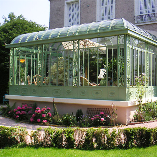 Véranda en fer forgé à l'ancienne fabriquée en France par l'Atelier d'Alexandre